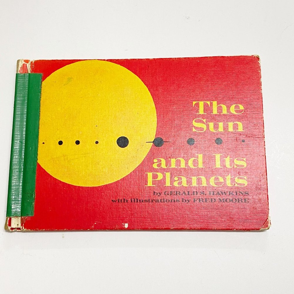 Vintage Hardcover The Sun and its Planets by Gerald S. Hawkins (1964)